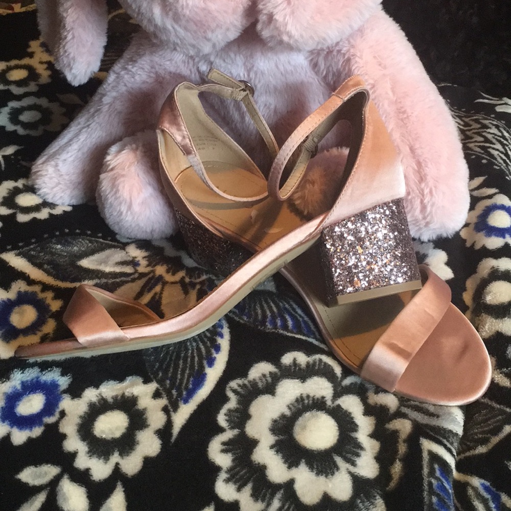 ALDO heels - Picture 2 of 4